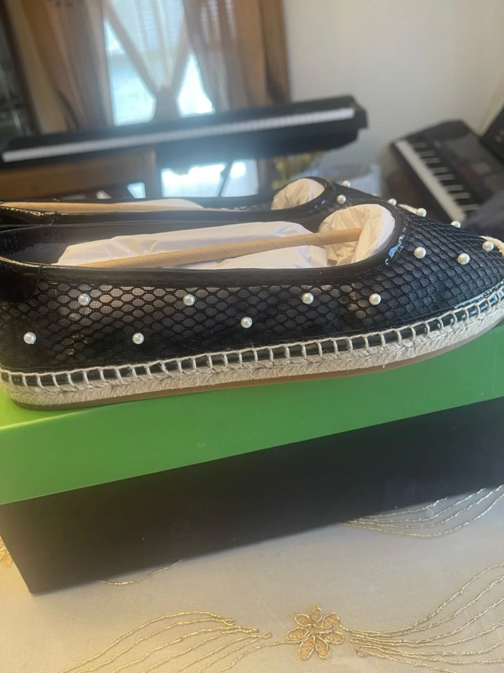 NWB Kate spade NY women’s pearl fishnet espadrille flat size 9